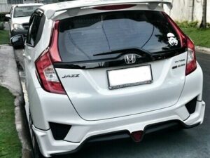 Painted MU Style spoiler for 2015–2020 Honda FIT / JAZZ GK Series by Aggwings